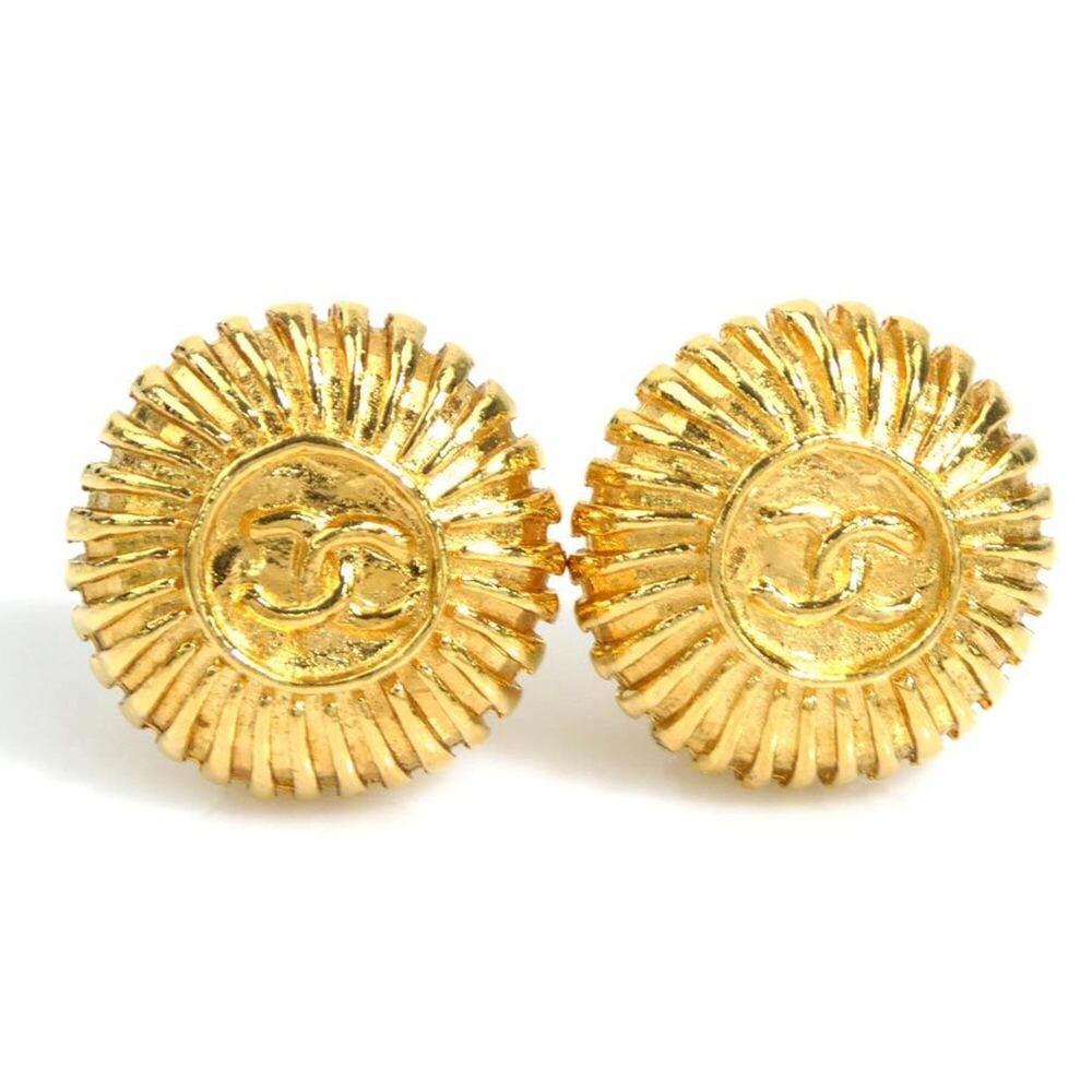 Chanel earrings, Coco Mark design, metal, gold, women's, e61873a